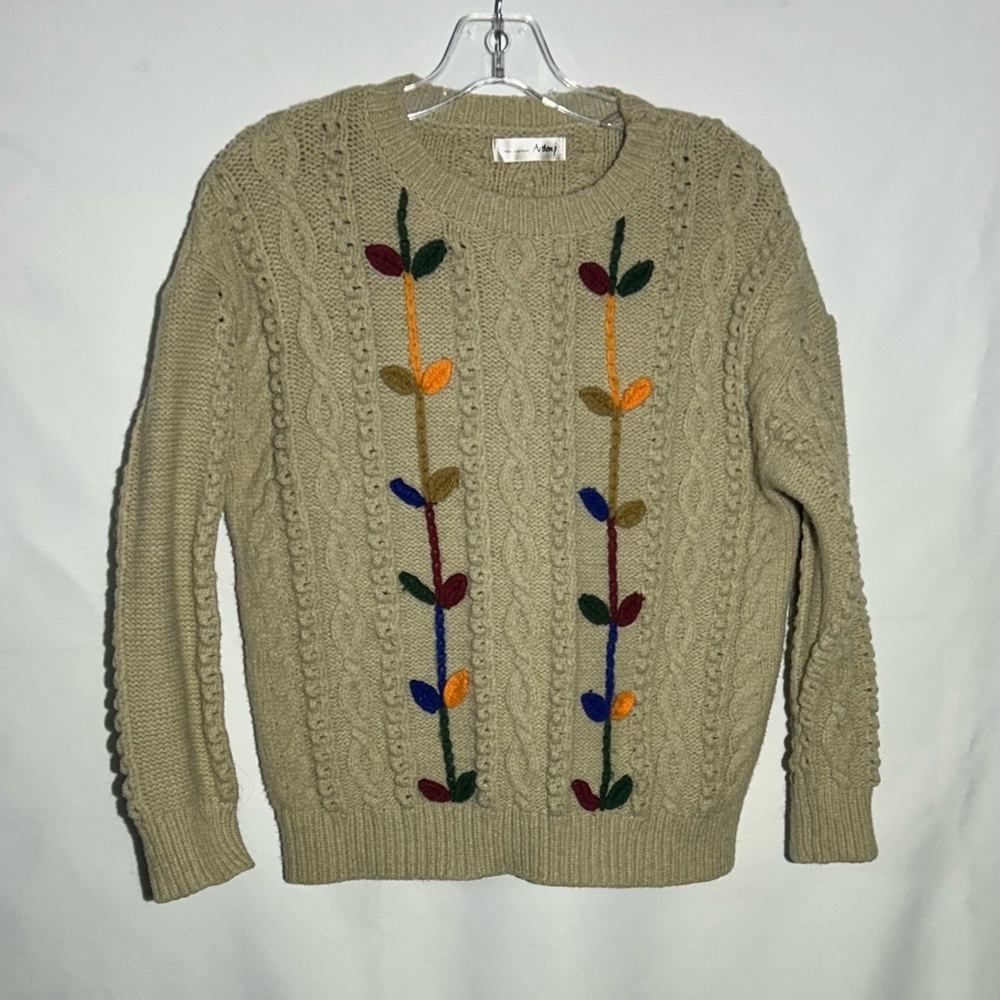 Ardeni Embroidered Cable Knit Sweater |Cottagecore Floral Wool Look Beige Fits S